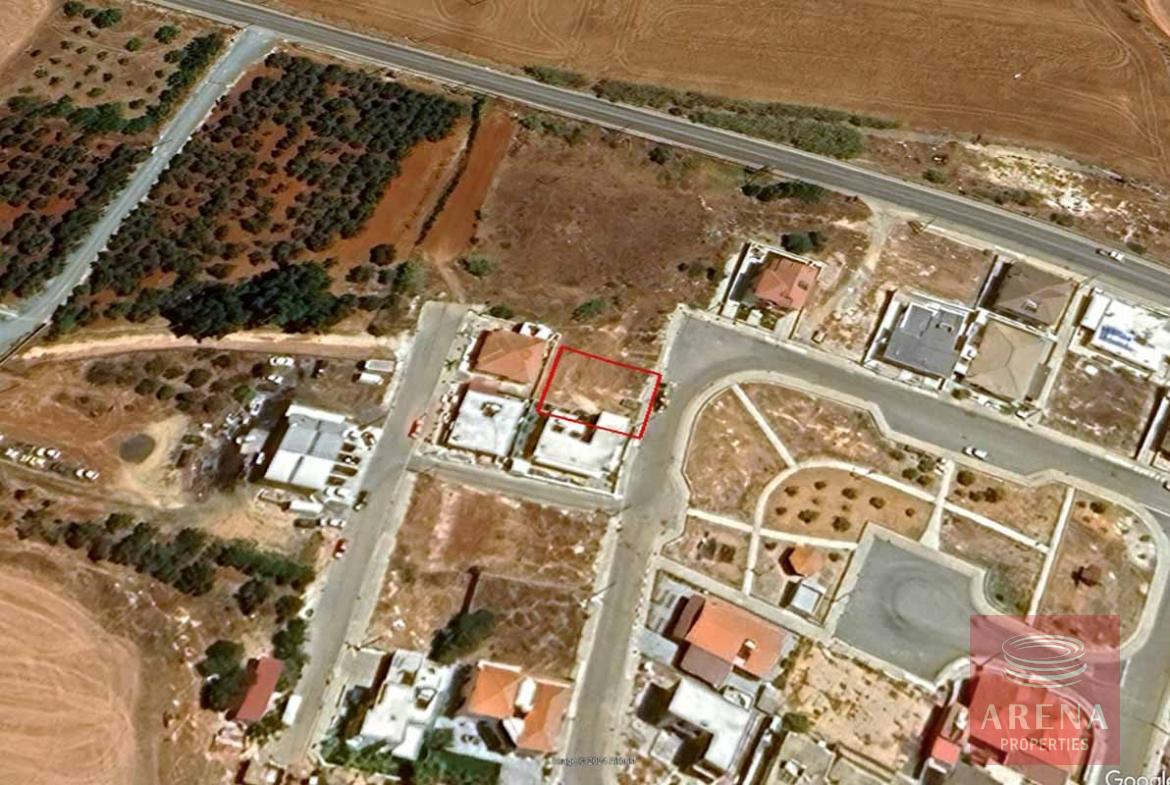 PLOT IN FRENAROS