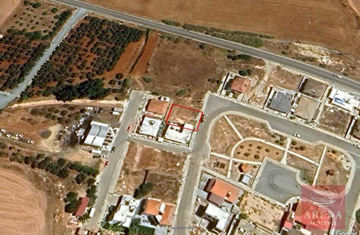 PLOT IN FRENAROS