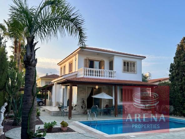 2 4 BED VILLA PERVOLIA 8659