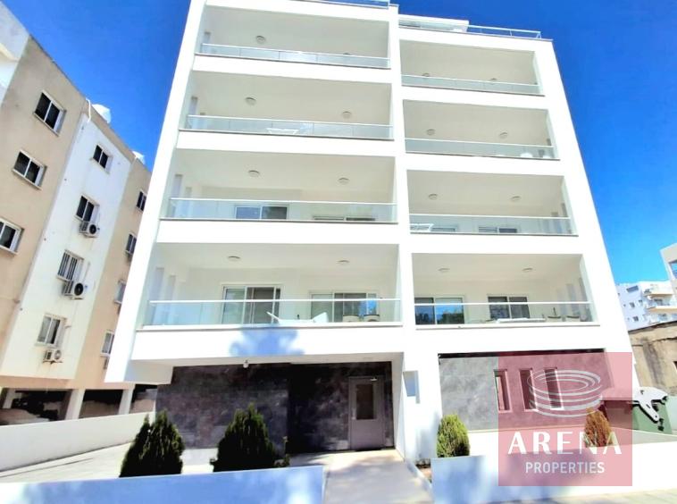 3 bed apt in Larnaca