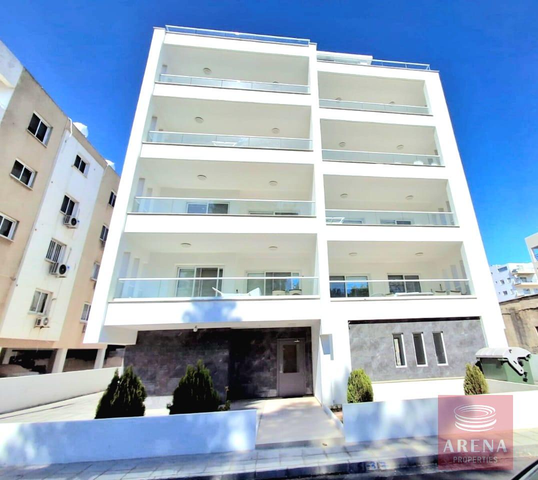 3 bed apt in Larnaca