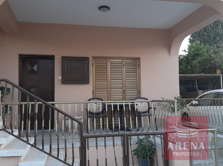 2 bed house in larnaca