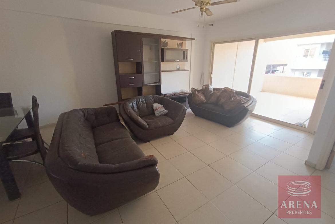 3 bed apt in larnaca