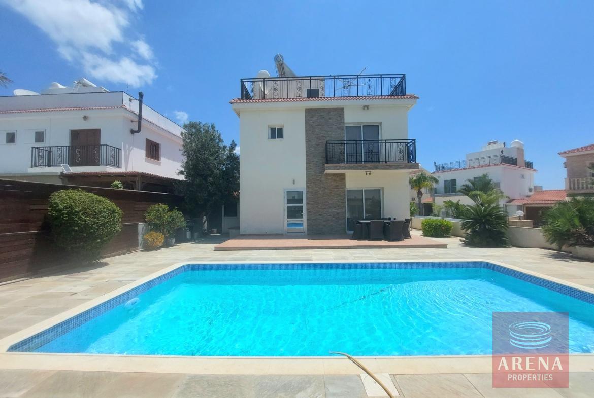 3 bed villa in Ayia Napa