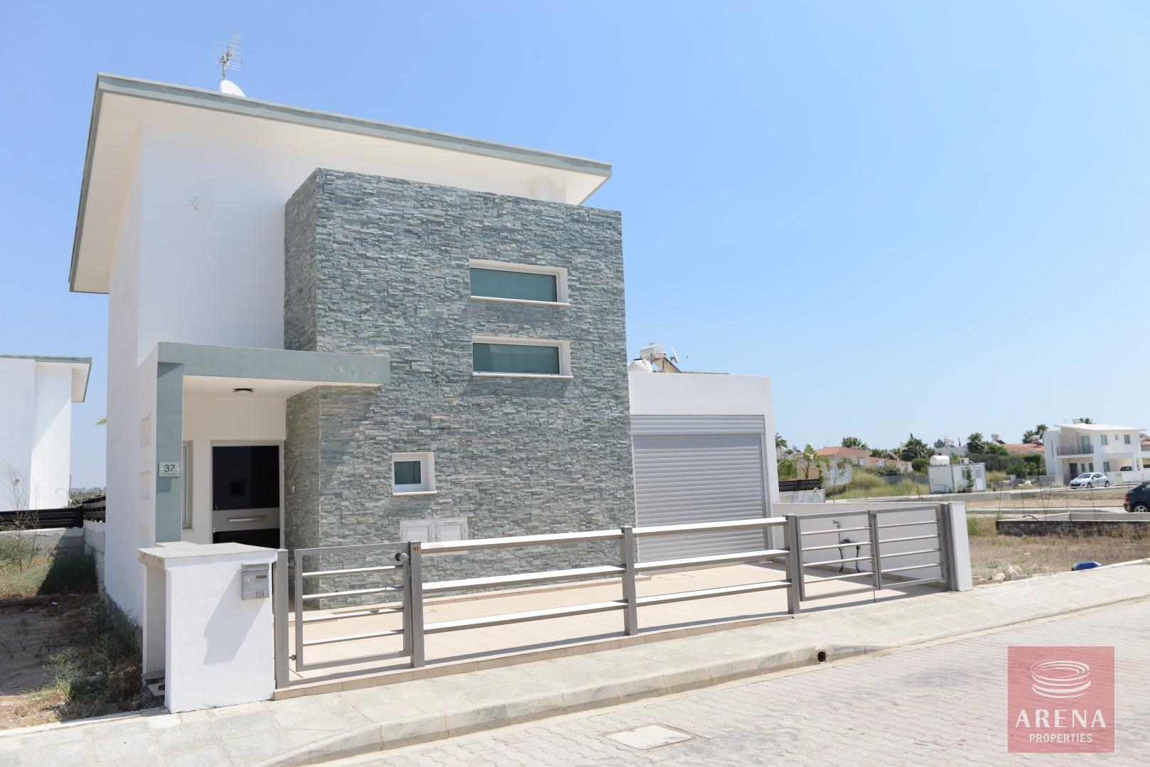 3 bed house in pyla