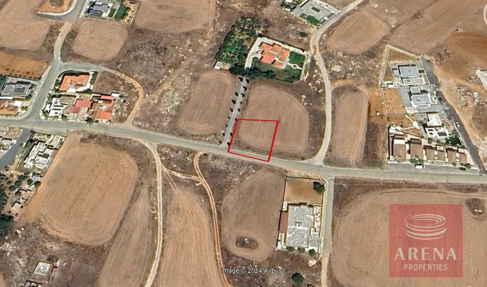 residential land in paralimni