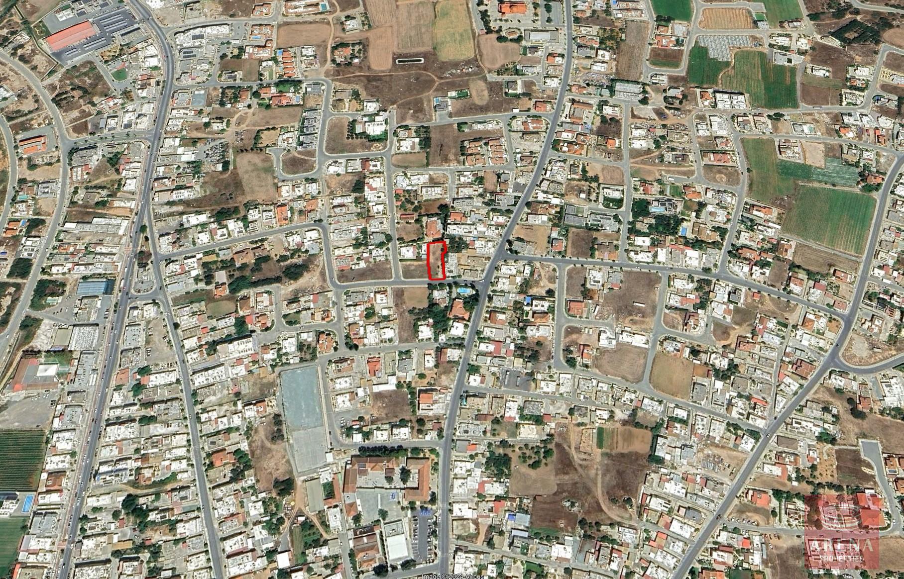 land in paralimni