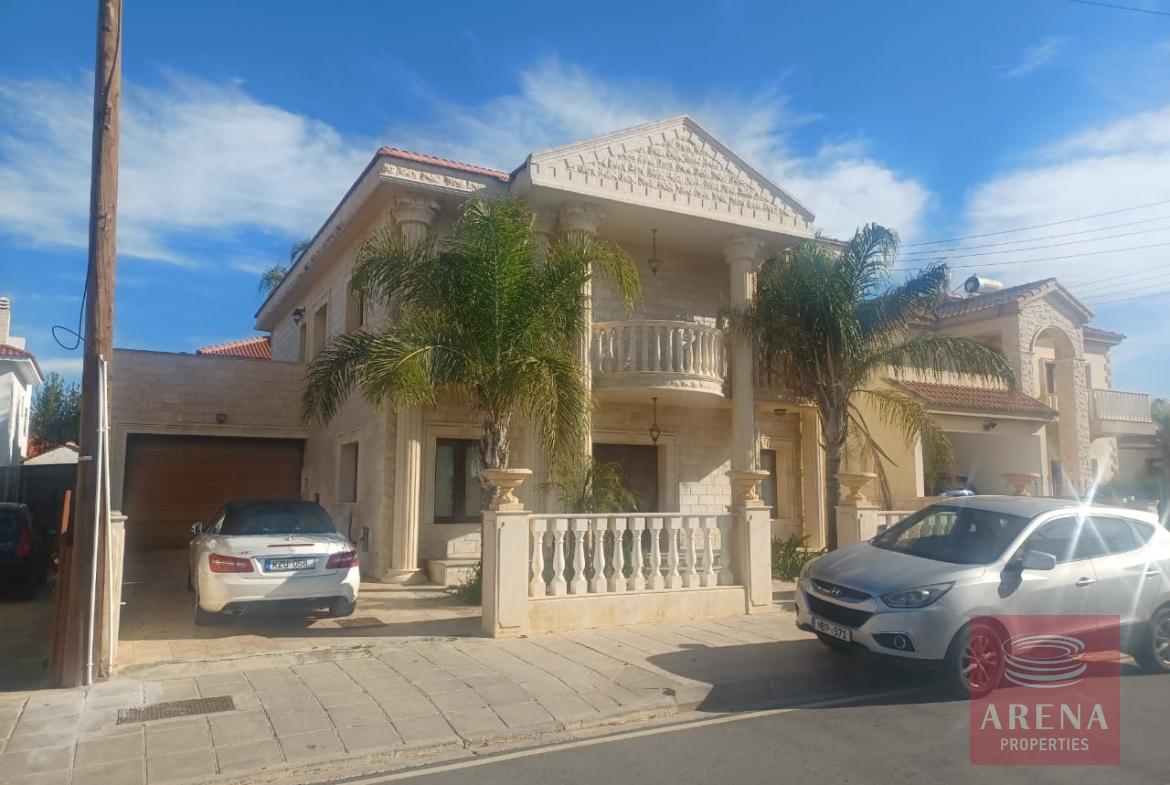 3 bed villa in Vrysoulles