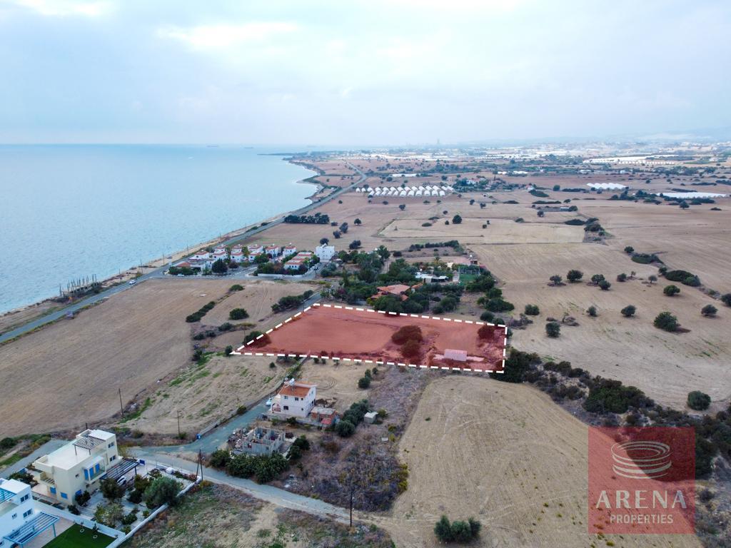 LAND IN AGIOS THEODOROS