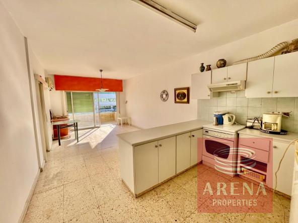 6 2 BED APT IN LARNACA 9124