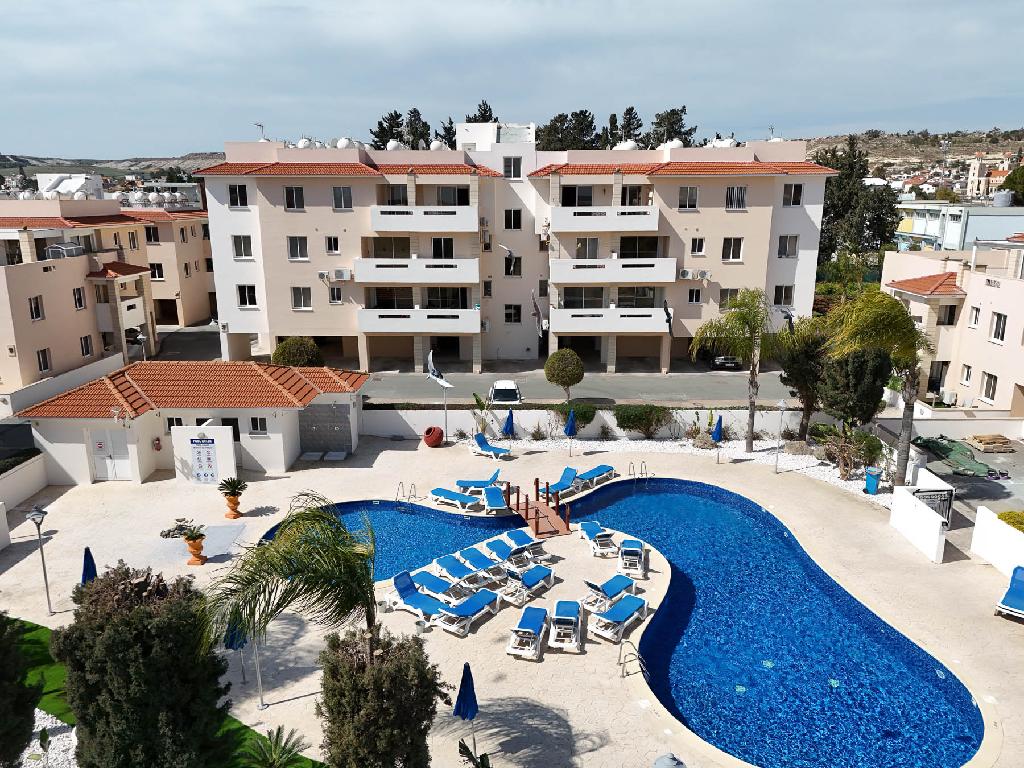 1 bed apt in Pyla