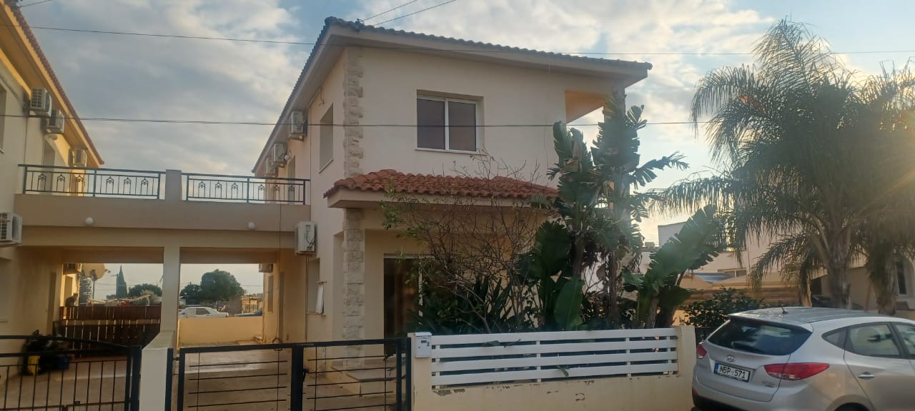 3 bed house in avgorou