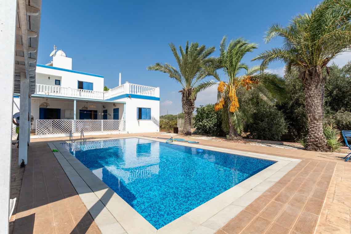 4 bed villa in Protaras